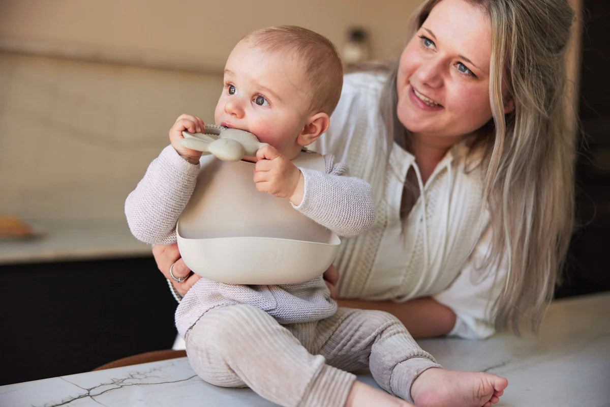 JOLLEIN Silicone  Bib-Nougat
