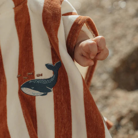 LITTLE DUTCH. Beach Poncho Ocean World Brown Stripe