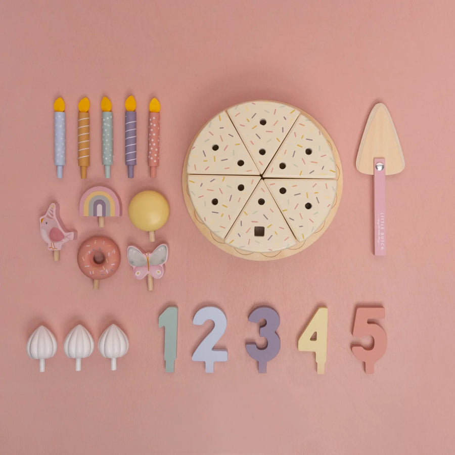 LITTLE DUTCH. Wooden birthday cake pink