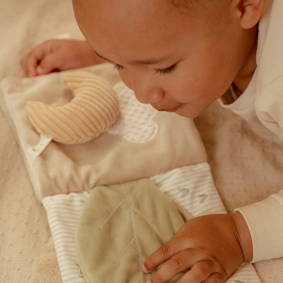 LITTLE DUTCH. Soft activity book Newborn Naturals
